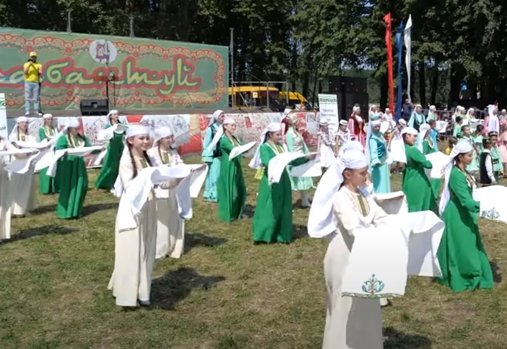 Ульяновцев зовут на татарский национальный праздник Сабантуй