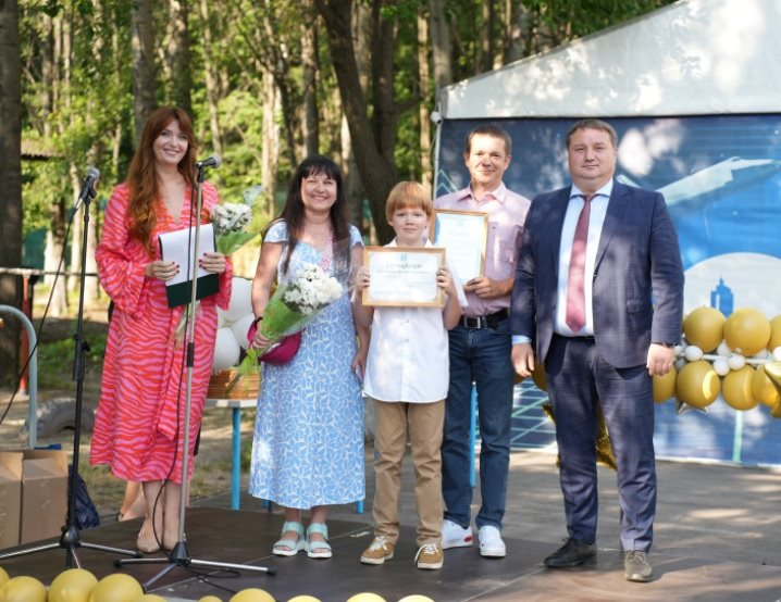 В Ульяновске юным талантам вручили премии главы города