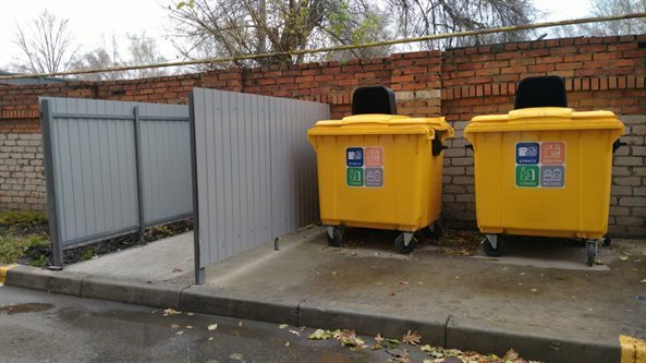 С нескольких улиц Ульяновска не вывозили мусор. В деле разбиралась прокуратура