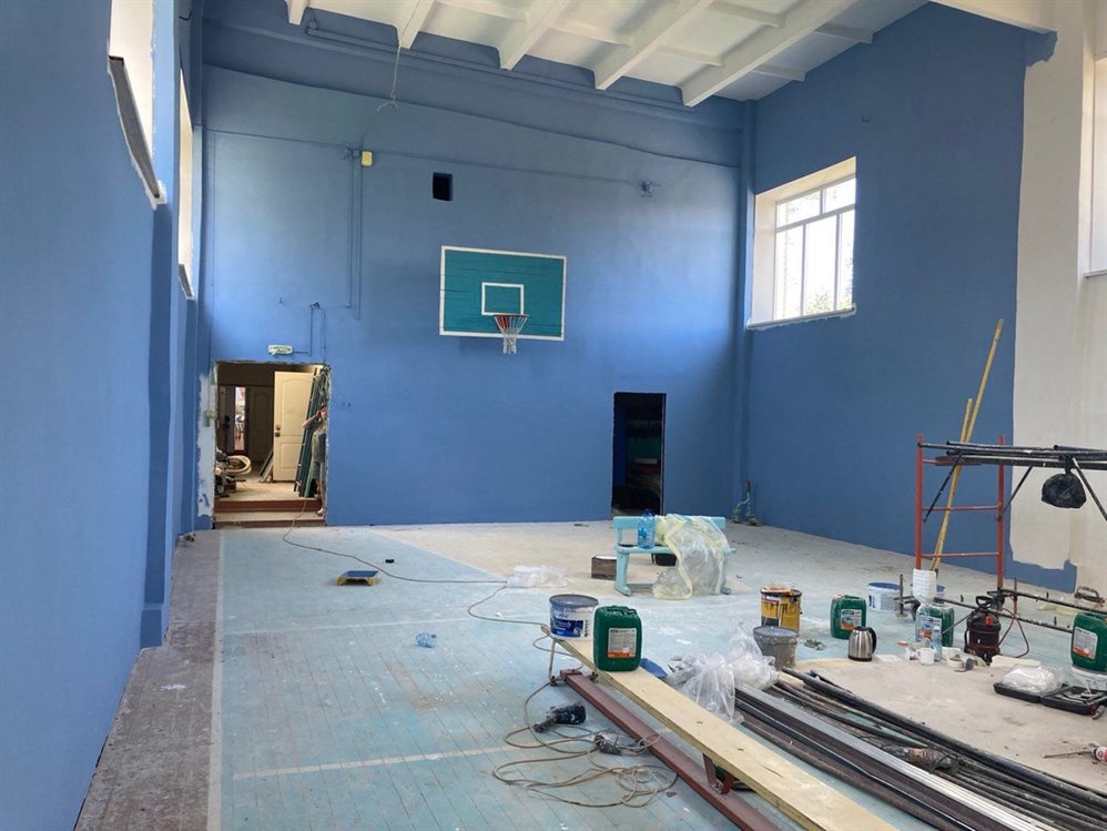 В ульяновских школах продолжают обновлять спортивные залы