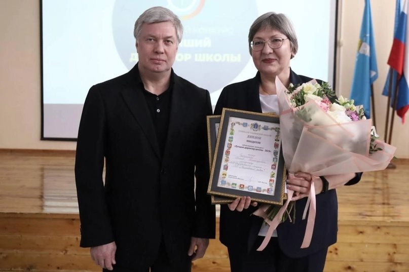 Директор Ундоровского лицея стал финалистом конкурса «Директор года России»