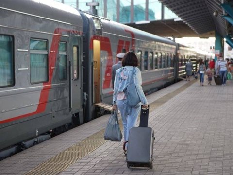 Жители Ульяновской области потеряли в поездах сотни мобильников и ведро белой краски