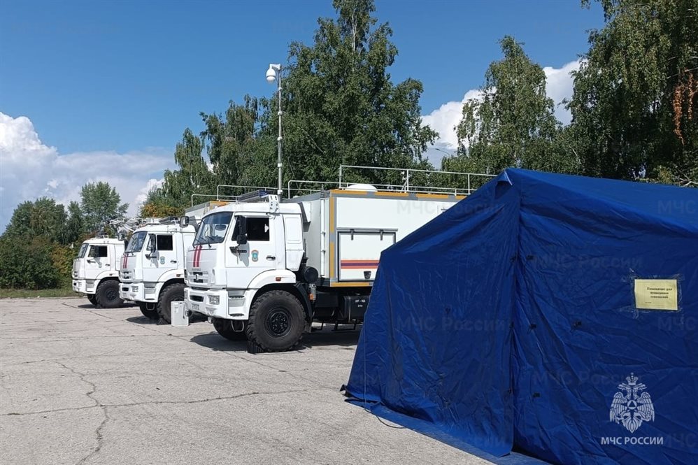 В Ульяновске спасатели ликвидируют последствия столкновения двух поездов