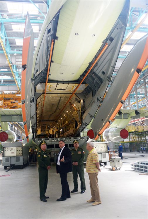 Пао ил авиастар. Директор авиастар сп ульяновск. Директор авиастар ульяновск. Авиастар фюзеляж ил-76. Оак авиастар.