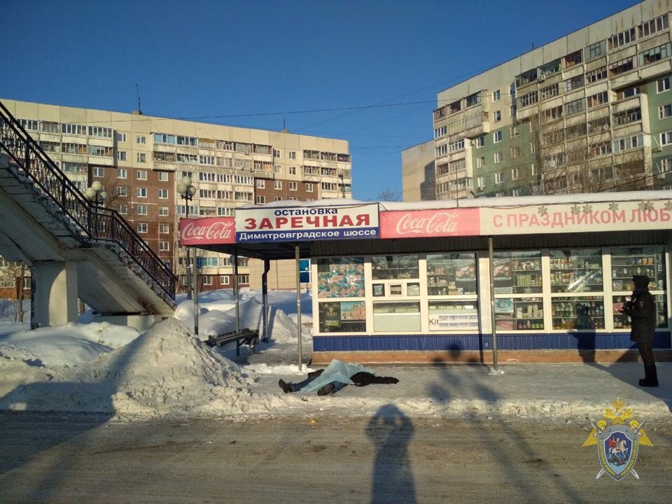 Ульяновск точно. Остановка Заречная Ульяновск. Заречная улица остановка Ульяновск. Остановка Заречный Екатеринбург. 1 Заречный остановка.