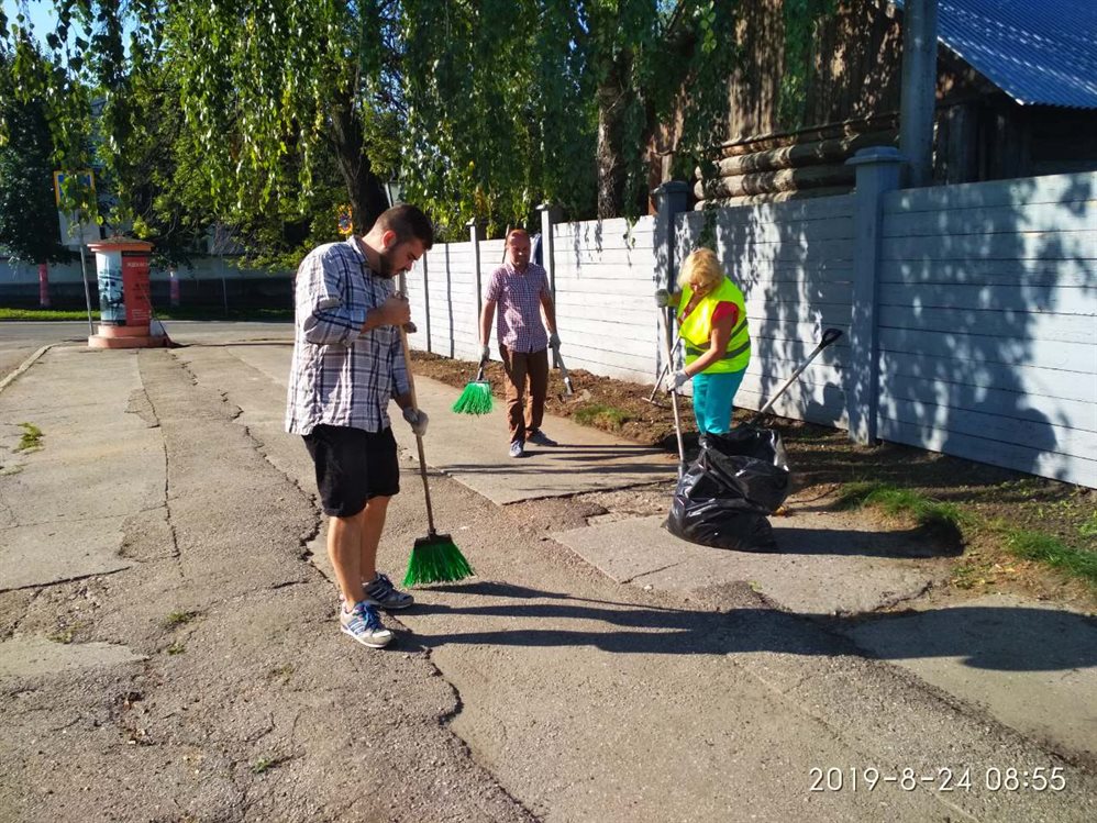 Почти четыре тысячи жителей Ульяновска поучаствовали в субботнике