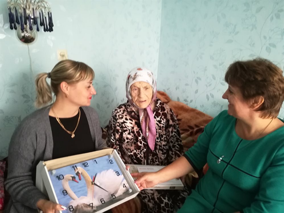 Жительница Ульяновской области и в 90 лет гостям радуется