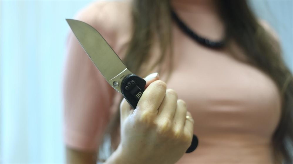 Жительница региона напала с ножом на приятеля