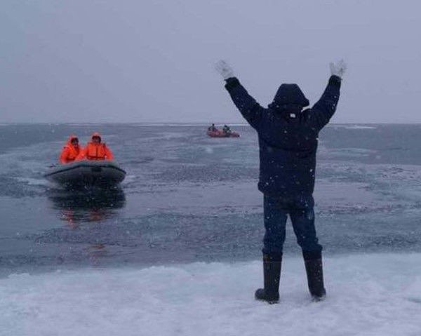 В Ульяновской области ещё три рыбака уплыли на льдине