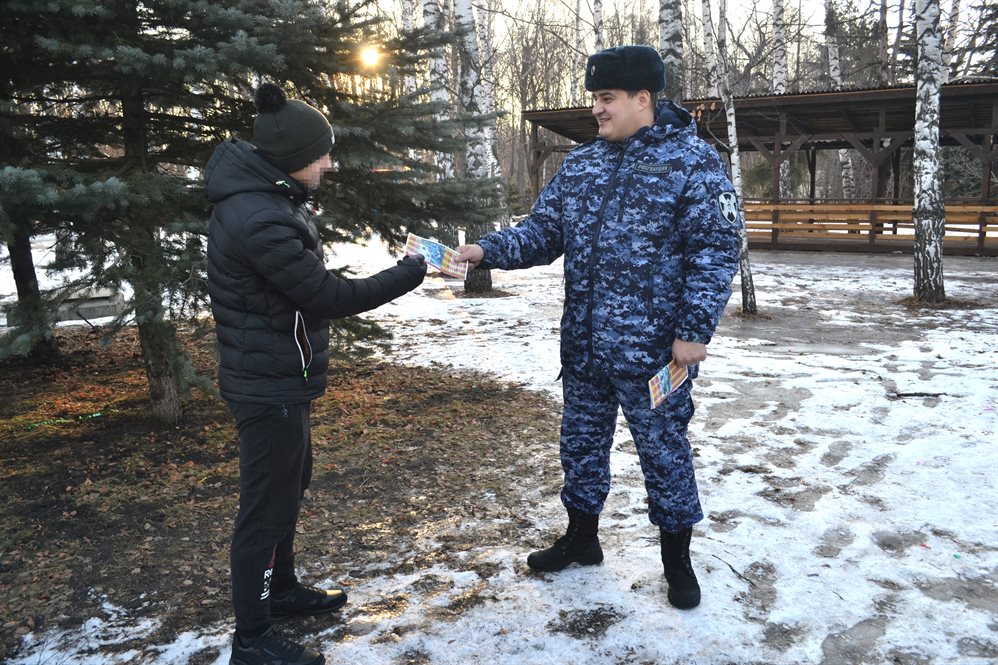 Ульяновские росгвардейцы провели профилактическую акцию «Безопасный Новый год»