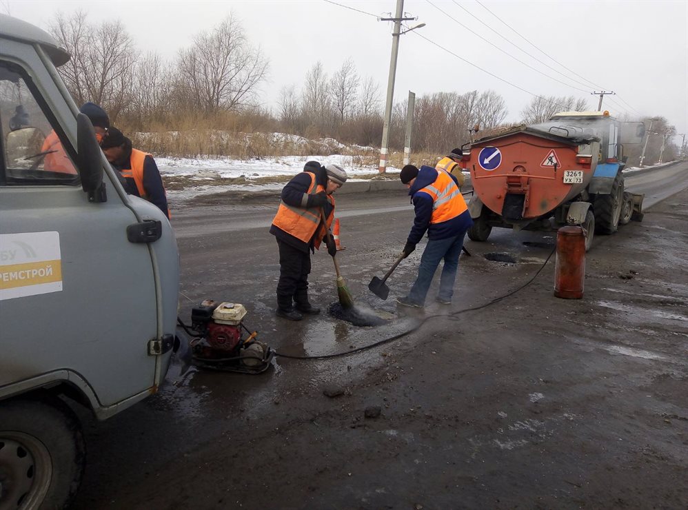 В Ульяновске начался ямочный ремонт дорог