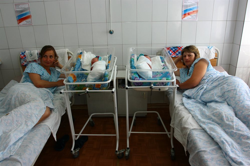 Родам быть! Как работают больницы и поликлиники региона в дни пандемии