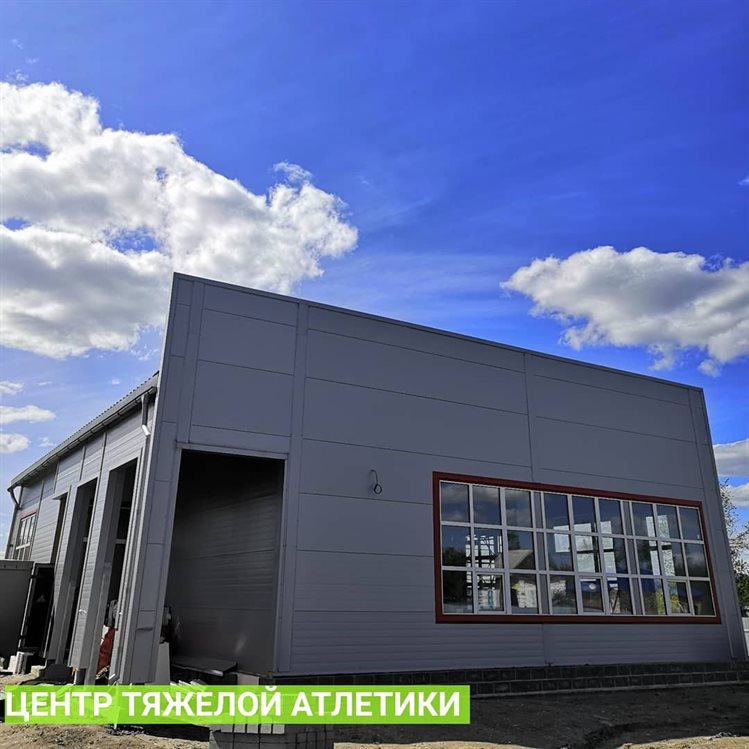Строительство Центра тяжелой атлетики в Тереньгульском районе завершено на 75%