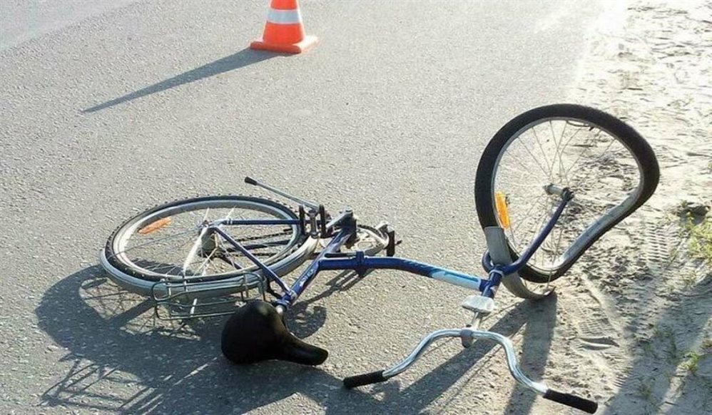 В Засвияжье иномарка сбила юного велосипедиста
