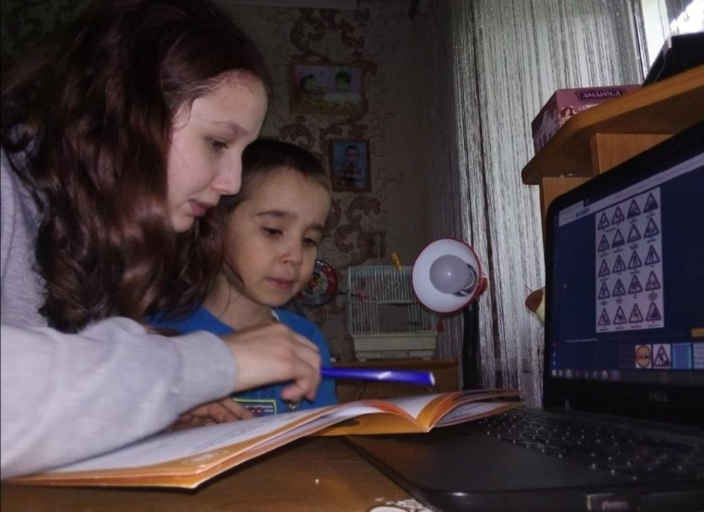 Ульяновские родители поддержали интернет-марафон «Дома учим ПДД»