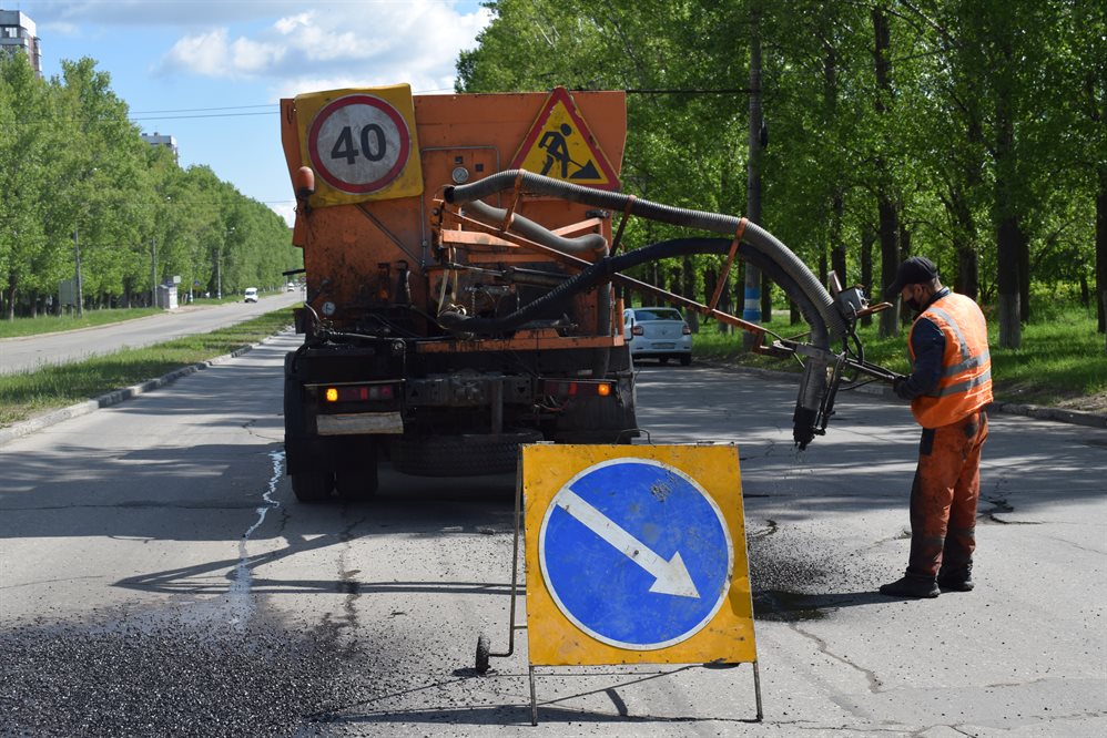В Заволжье увеличили количество бригад по ямочному ремонту дорог