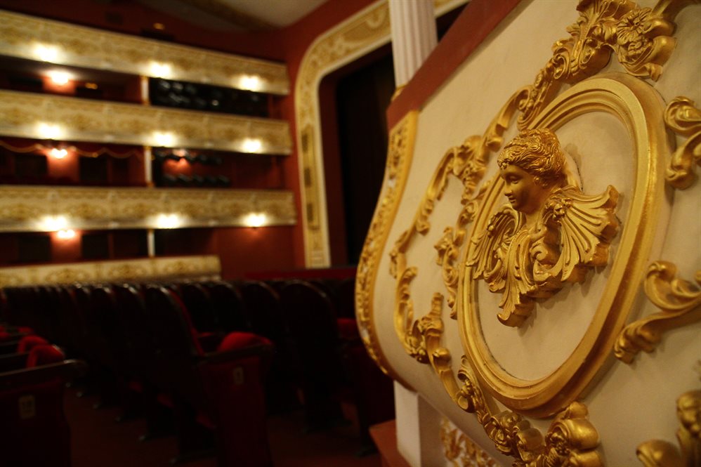 Ульяновский драмтеатр организует серию трансляций передачи «Театр как театр»