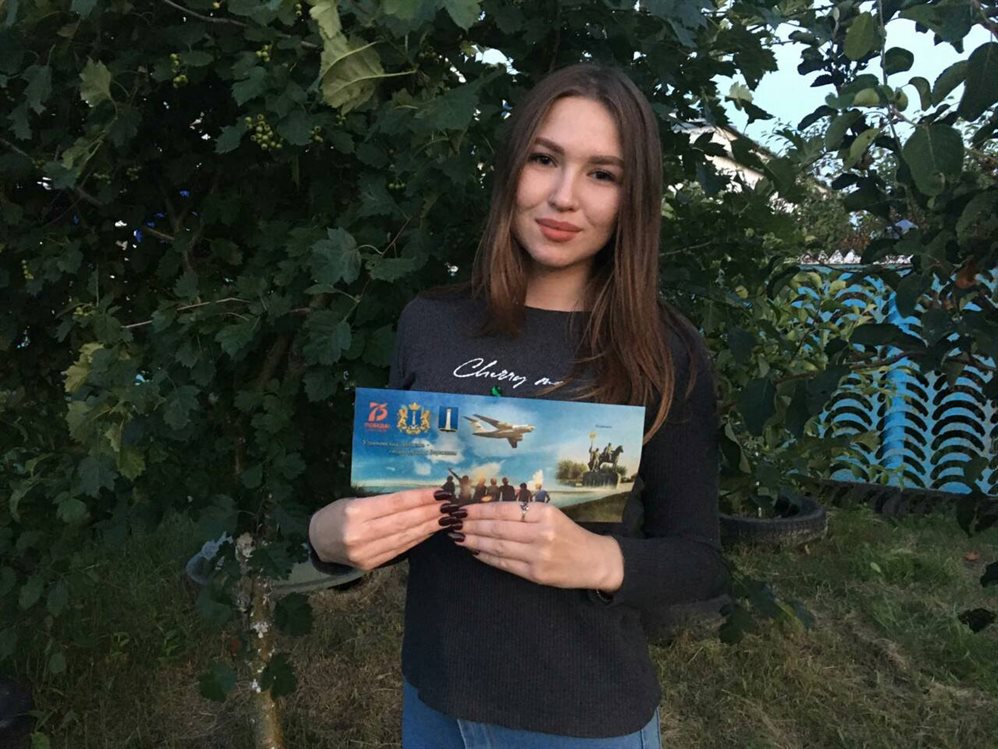 Ульяновским выпускникам-2020 раздали именные открытки от губернатора