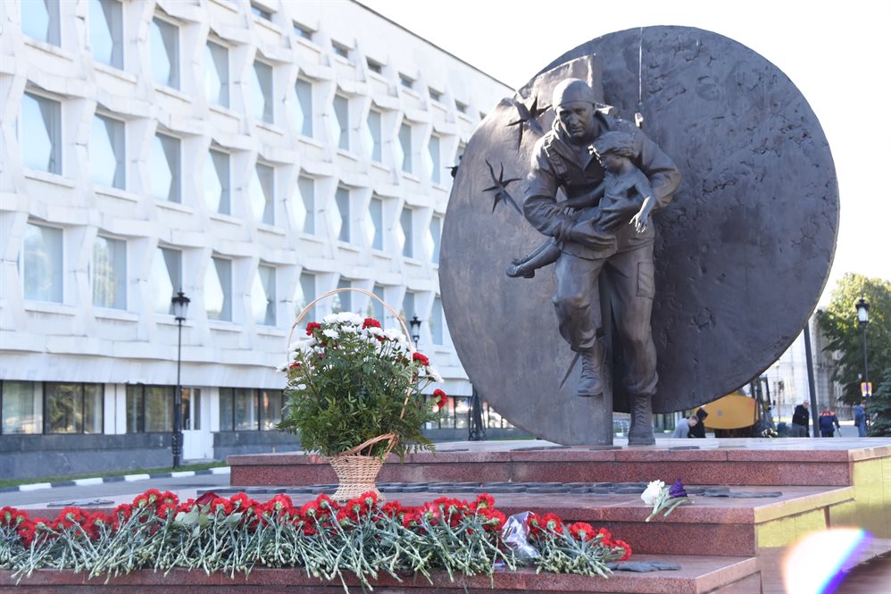 В Ульяновске вспомнили жертв бесланской трагедии