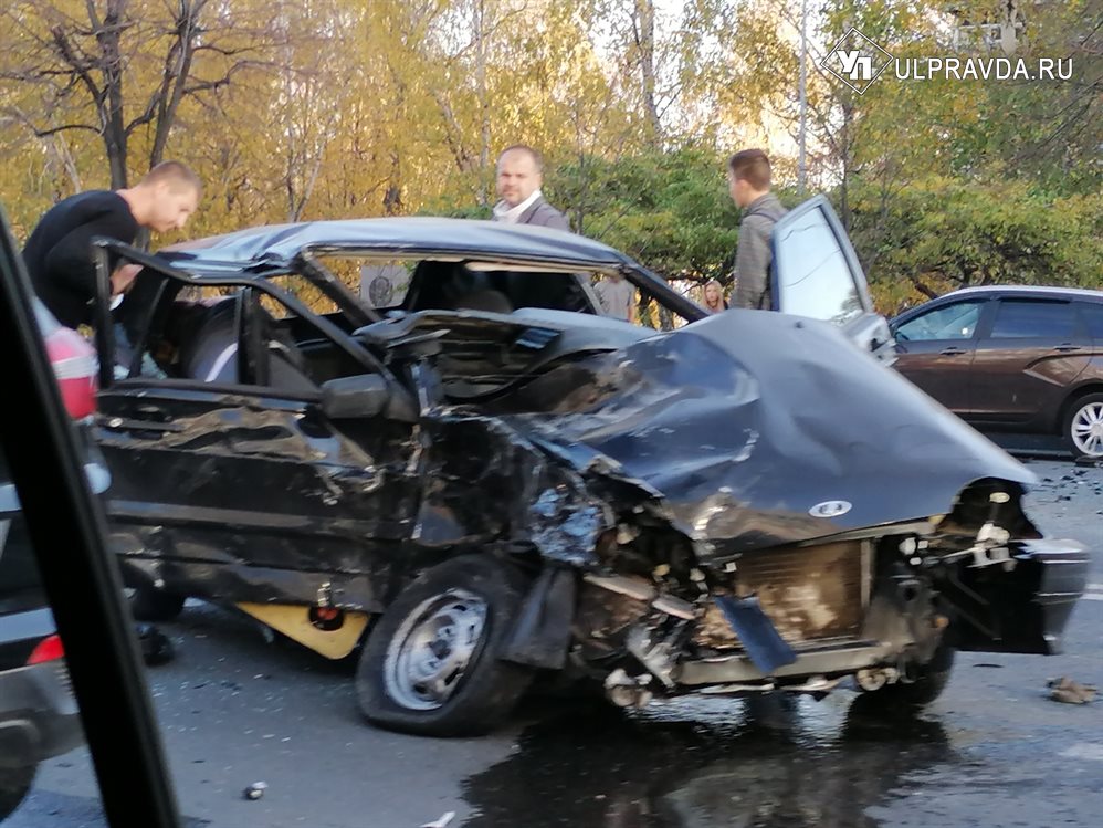 Видео где взрывают машины