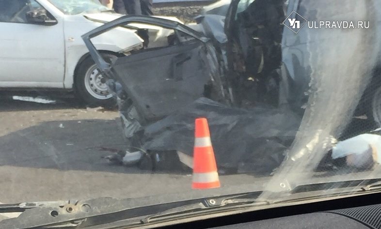 Водители автомобилей погибли. Подробности аварии на Императорском мосту в Ульяновске