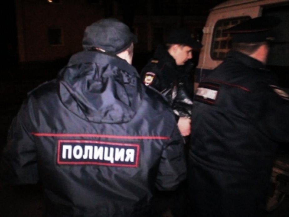 Подросток избил в новогоднюю ночь жителя села Поповка
