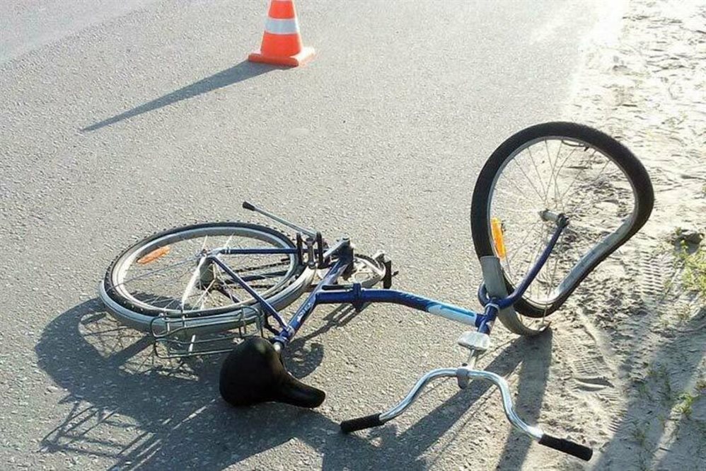 На улице Тельмана иномарка сбила 11-летнего велосипедиста