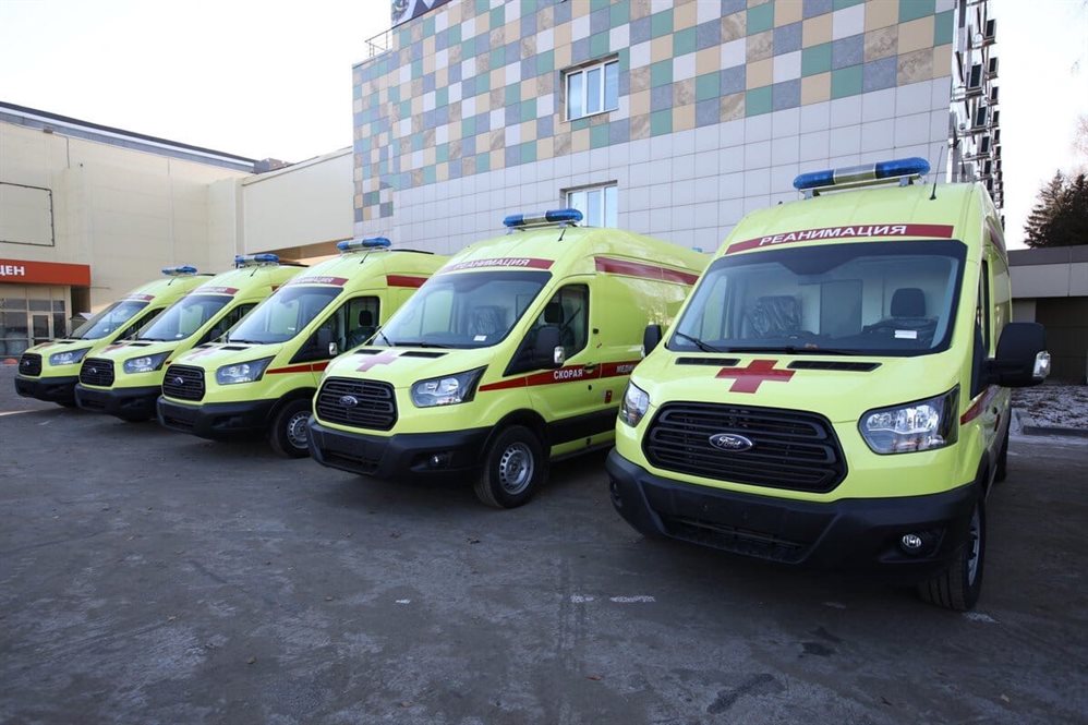 34 автомобиля скорой помощи переданы в больницы региона