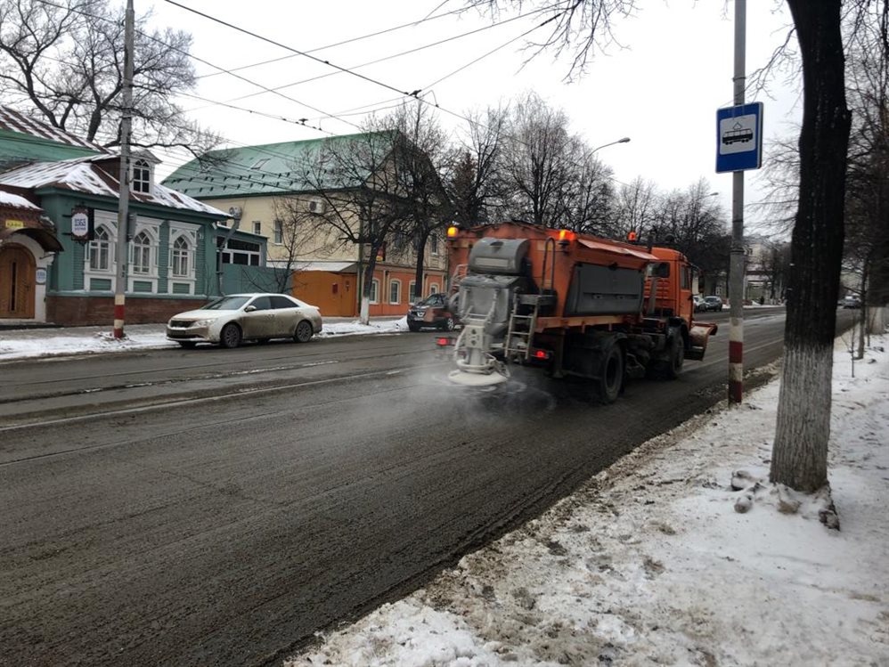В Ульяновске усилят обработку дорог реагентами