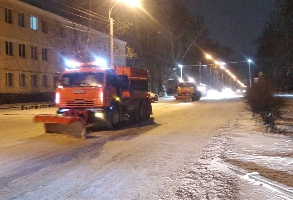 Дорожники Ульяновска устраняют последствия первого снегопада