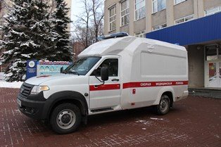 В Глотовскую участковую больницу поступил новый автомобиль «скорой помощи»
