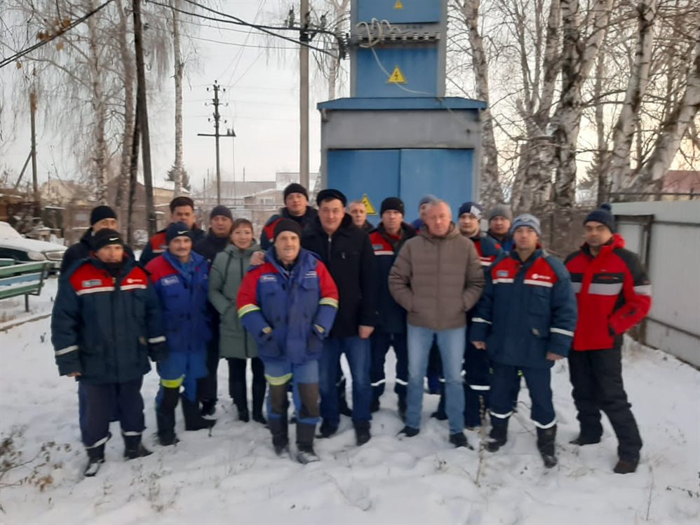 Новости дня статьи. Профессиональный праздник Энергетиков. День Энергетика 2021. День Энергетика в Канаше. Коллеги энергетики.