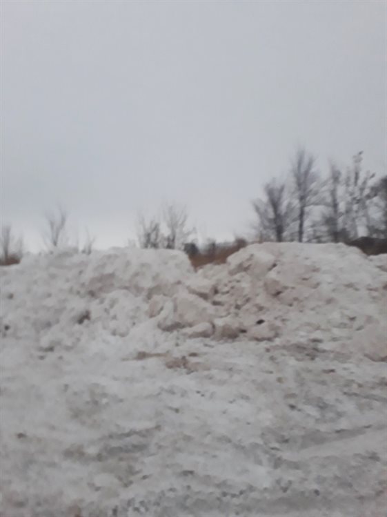 В Ульяновске обнаружили незаконную свалку грязного снега