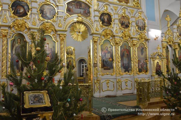 Ульяновский губернатор поздравил Митрополита с Рождеством