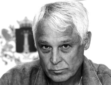 - Я - профессионал в своем деле, и моя главная задача - помогать там, где этого действительно хотят. Поэтому когда Борис Иванович Скрынник говорит, что нужно помочь там-то, то я всегда очень легок на подъем