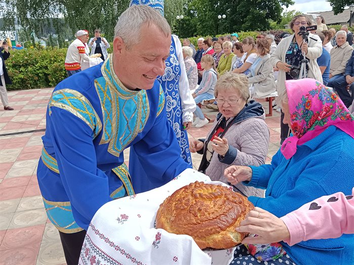 Мудрость жизни - В прошлом были те же соль и мыло, Хлеб,